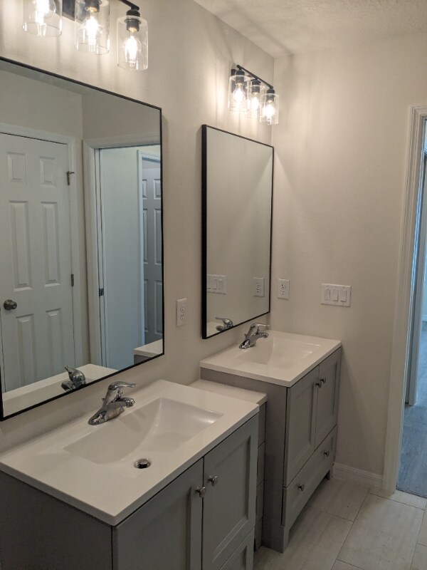 Building Photo - 5837 Babian Rd