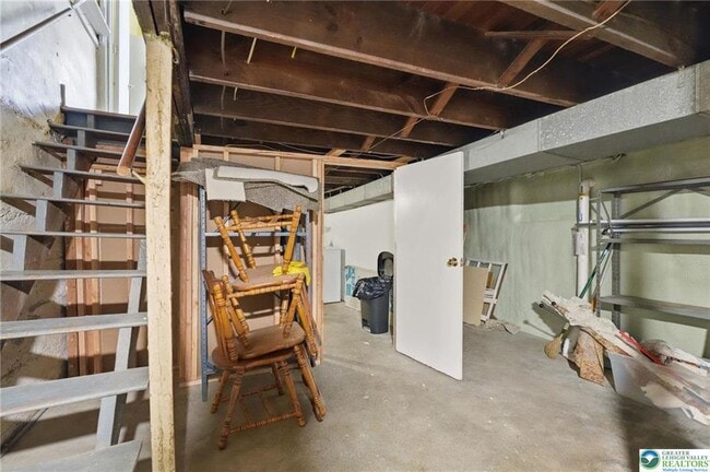 Building Photo - 819 Chestnut St