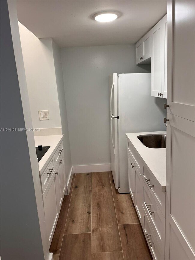 Building Photo - 750 Pennsylvania Ave