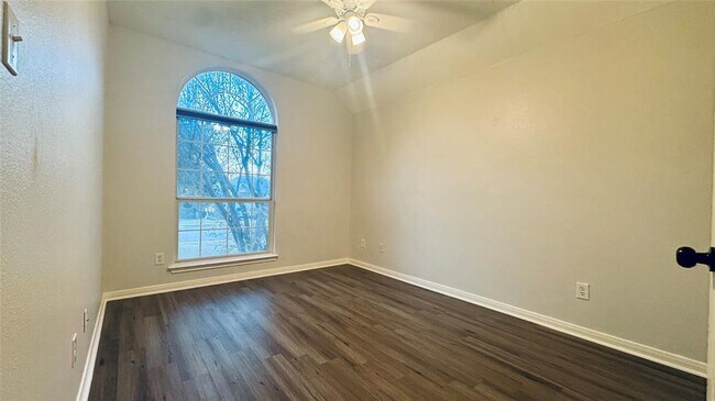 Building Photo - 1505 Shady Hillside Pass