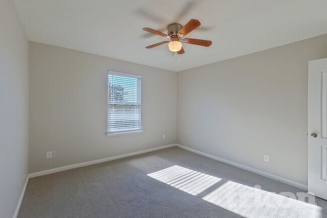 Building Photo - 14356 Open Range Dr