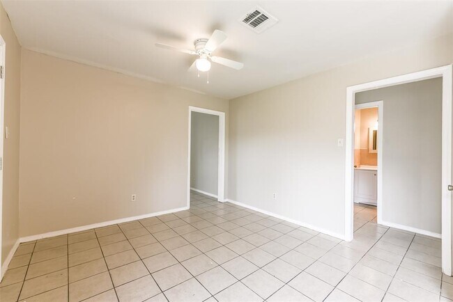 Building Photo - 3108 Wilmington St