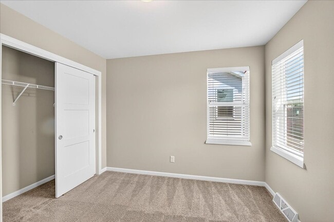 Building Photo - 1045 Range Trail