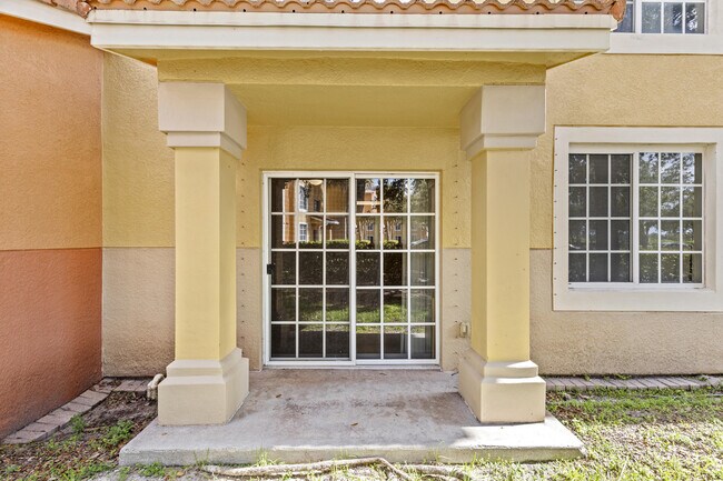 Building Photo - 6752 Heritage Grande