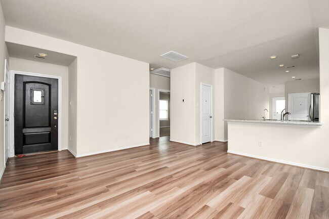 Building Photo - 25634 Royal Catchfly Rd