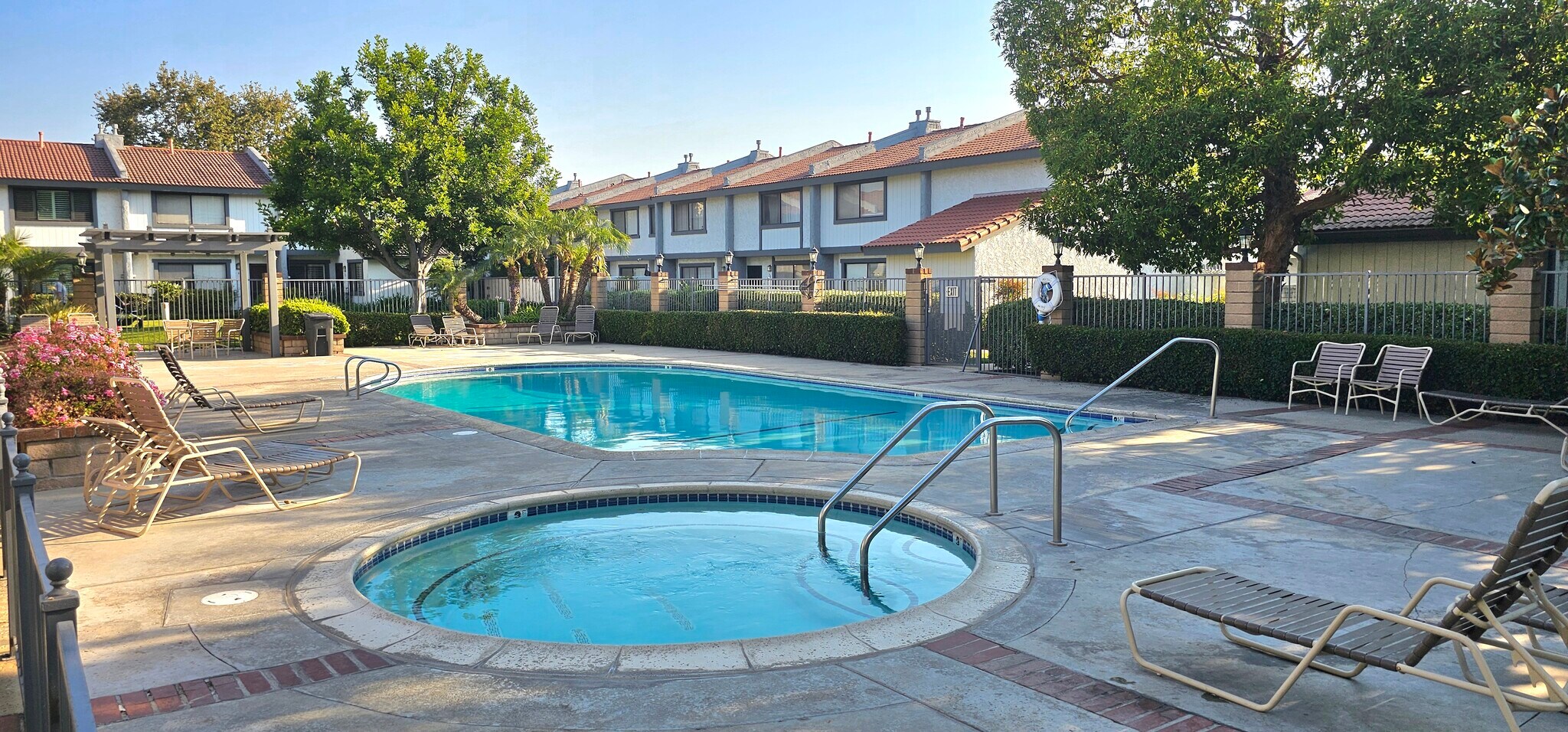 Pool Access - 1910 W Palmyra Ave