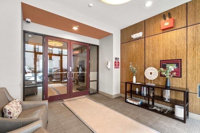 Building Photo - 257 Northampton St