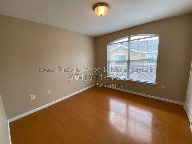 Building Photo - 10200 Belle Rive Blvd