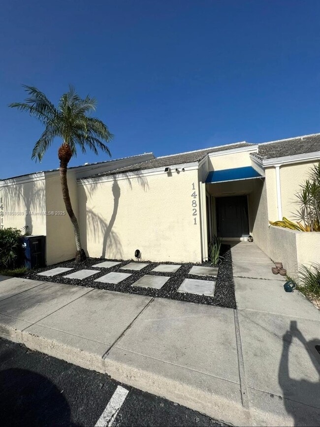 Building Photo - 14821 SW 125th Pl
