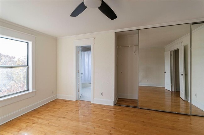 Building Photo - 815 Edgewood Ave NE