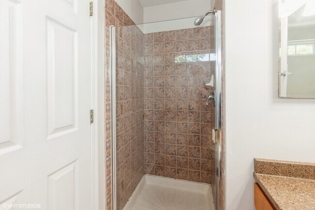 Building Photo - 2215 Stoughton Dr