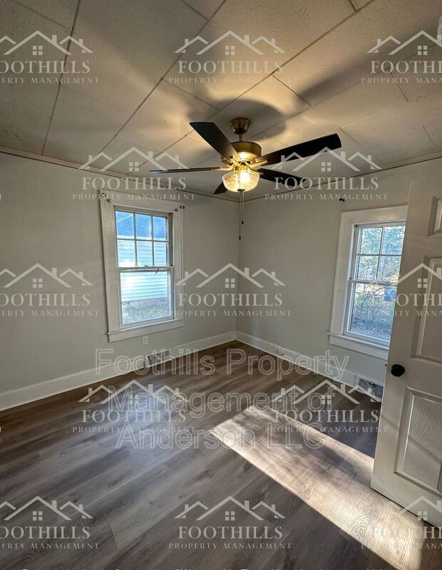 Building Photo - 611 Bonham Ct