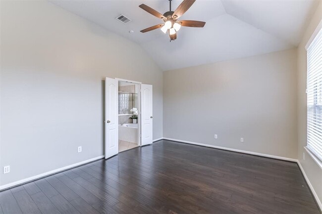 Building Photo - 3303 Aspenbrook Ct