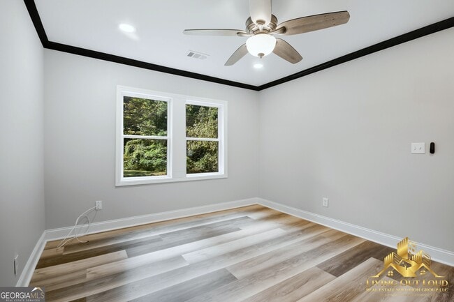 Building Photo - 1439 Westridge Rd SW