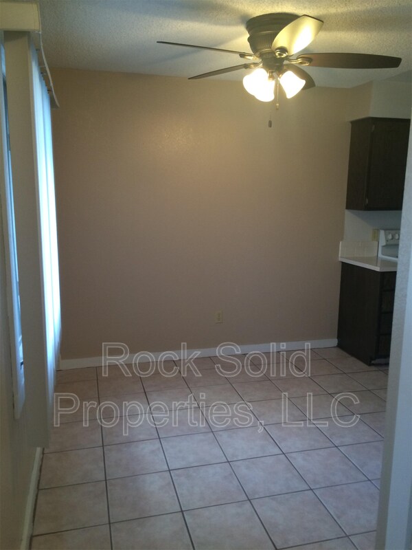 Building Photo - 3061 Reed Ave