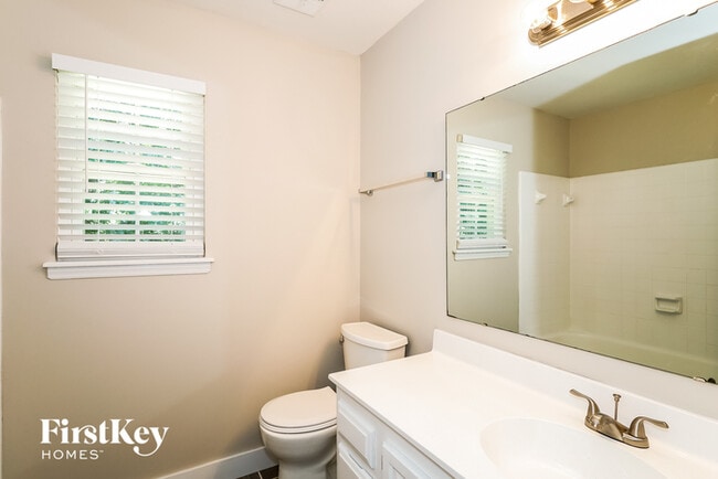 Building Photo - 11228 Quiet Wood Ct