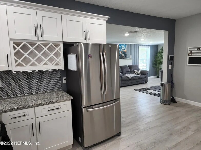 Kitchen #1 - 2543 Lewis St