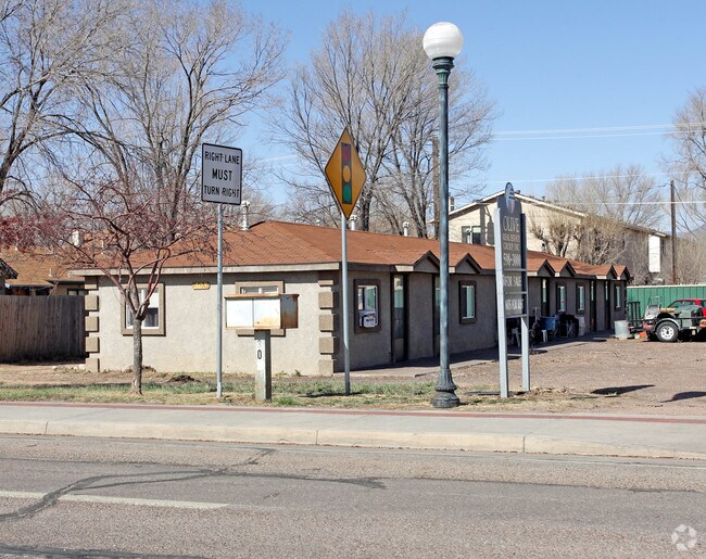Primary Photo - 303 N Santa Fe Ave