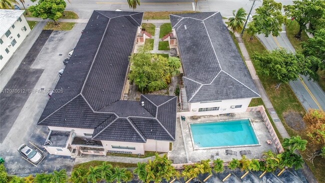 Building Photo - 1250 S Alhambra Cir