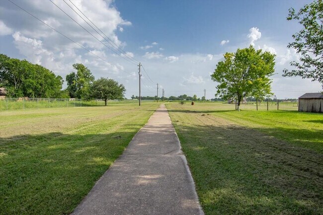 Building Photo - 12406 Lady Slipper Rd