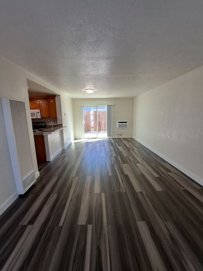 Building Photo - 145 Del Rey Ct