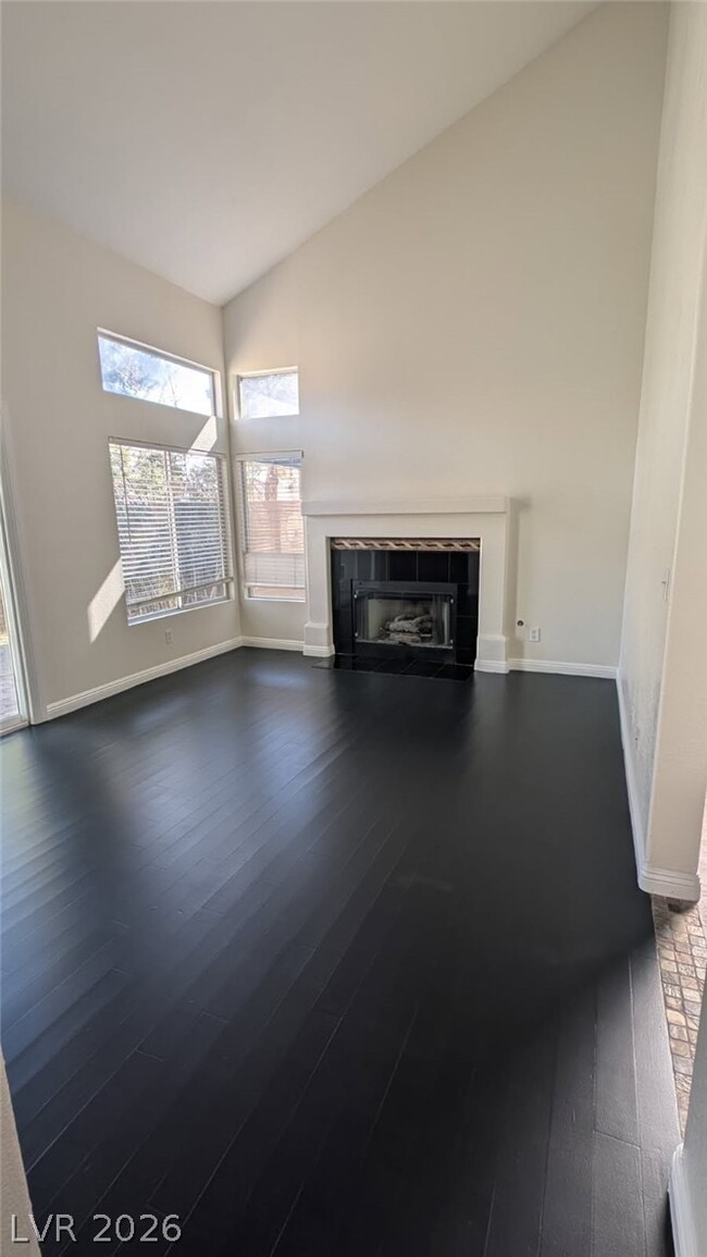 Building Photo - 2670 Ridgewater Cir