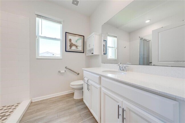 Building Photo - 5301 Amersham Ln