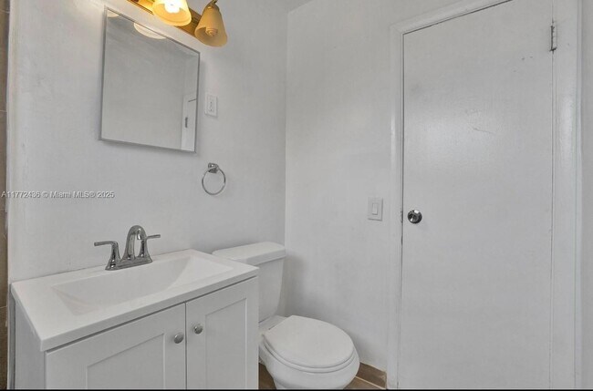 Building Photo - 3056 NW 78th St