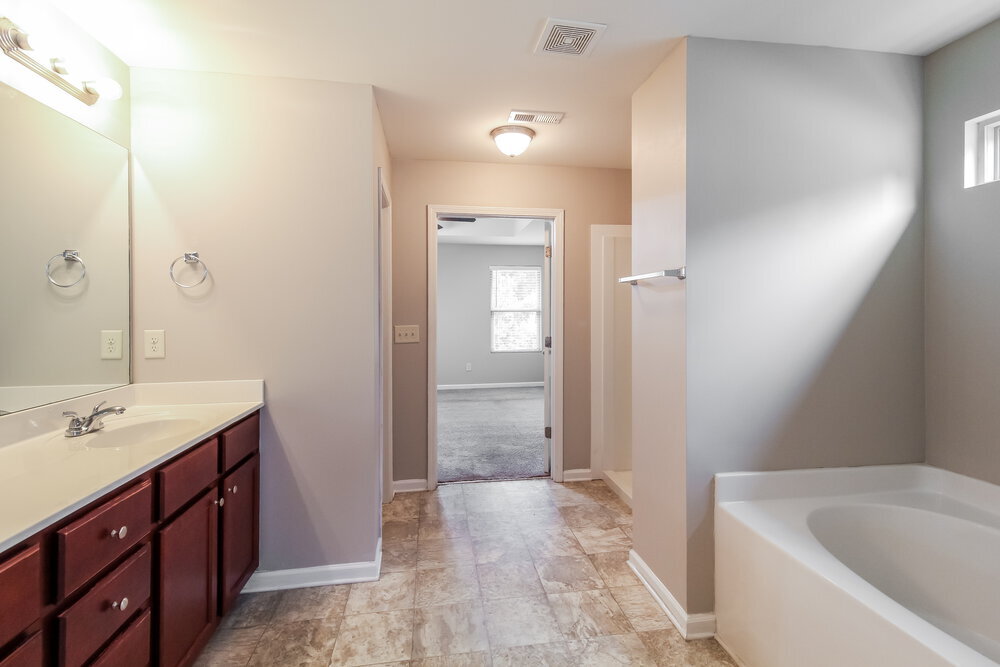Building Photo - 2087 Juniper Ives Ct SE