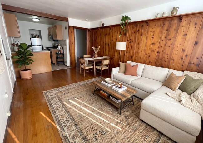 Building Photo - 1st Avenue