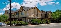 Building Photo - 504 E Ave Q3