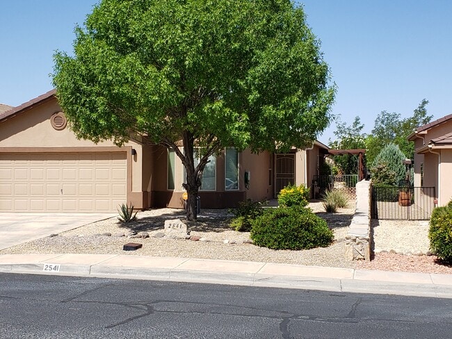Building Photo - 2541 Prado Del Sol Ave