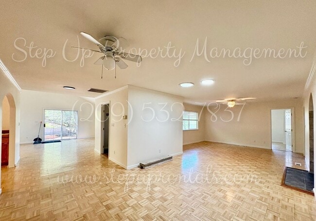 Building Photo - 21767 Longeway Rd
