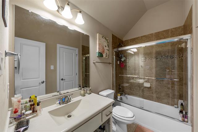 Building Photo - 6571 Detweiller Dr