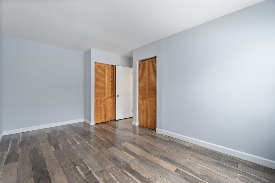 Building Photo - 120 Grant Ave