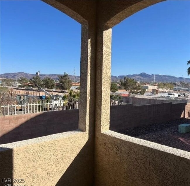 Building Photo - 8805 Jeffreys St
