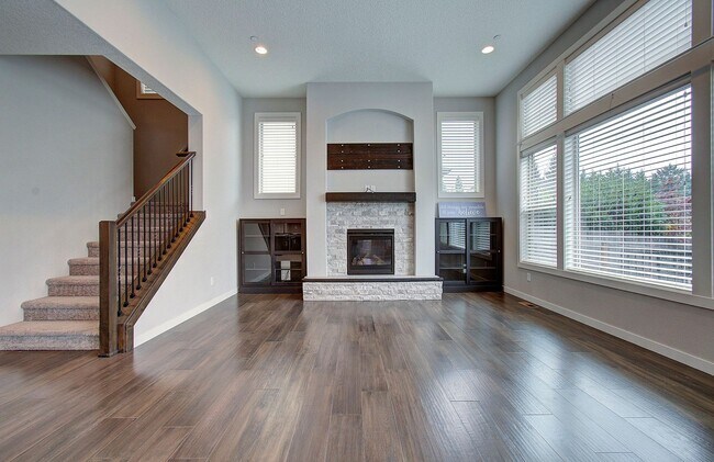 Building Photo - STUNNING CAMAS NORTH HILLS 4 BR, 3.5 BATH ...