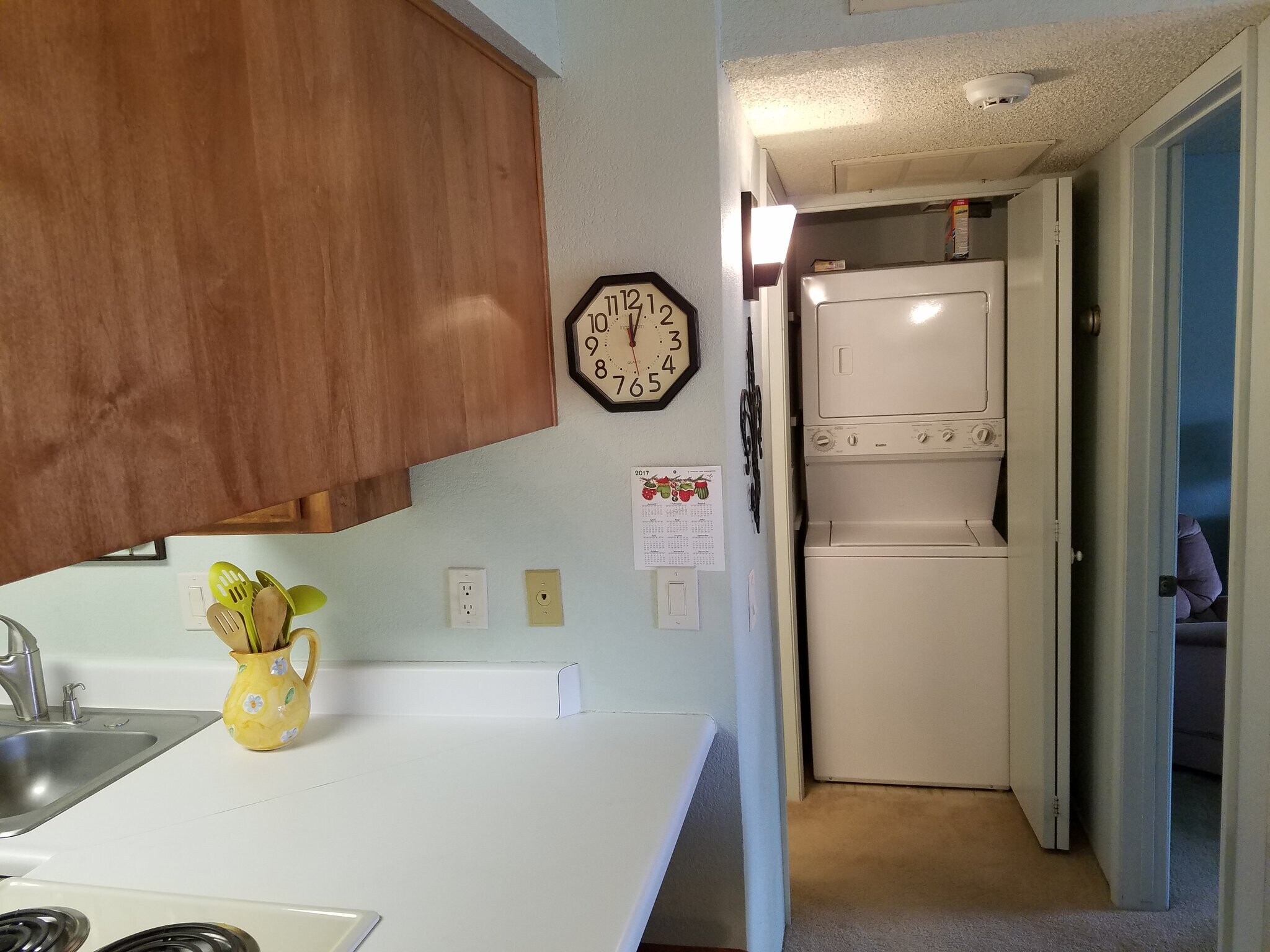 Building Photo - 276 Lake Havasu Ave