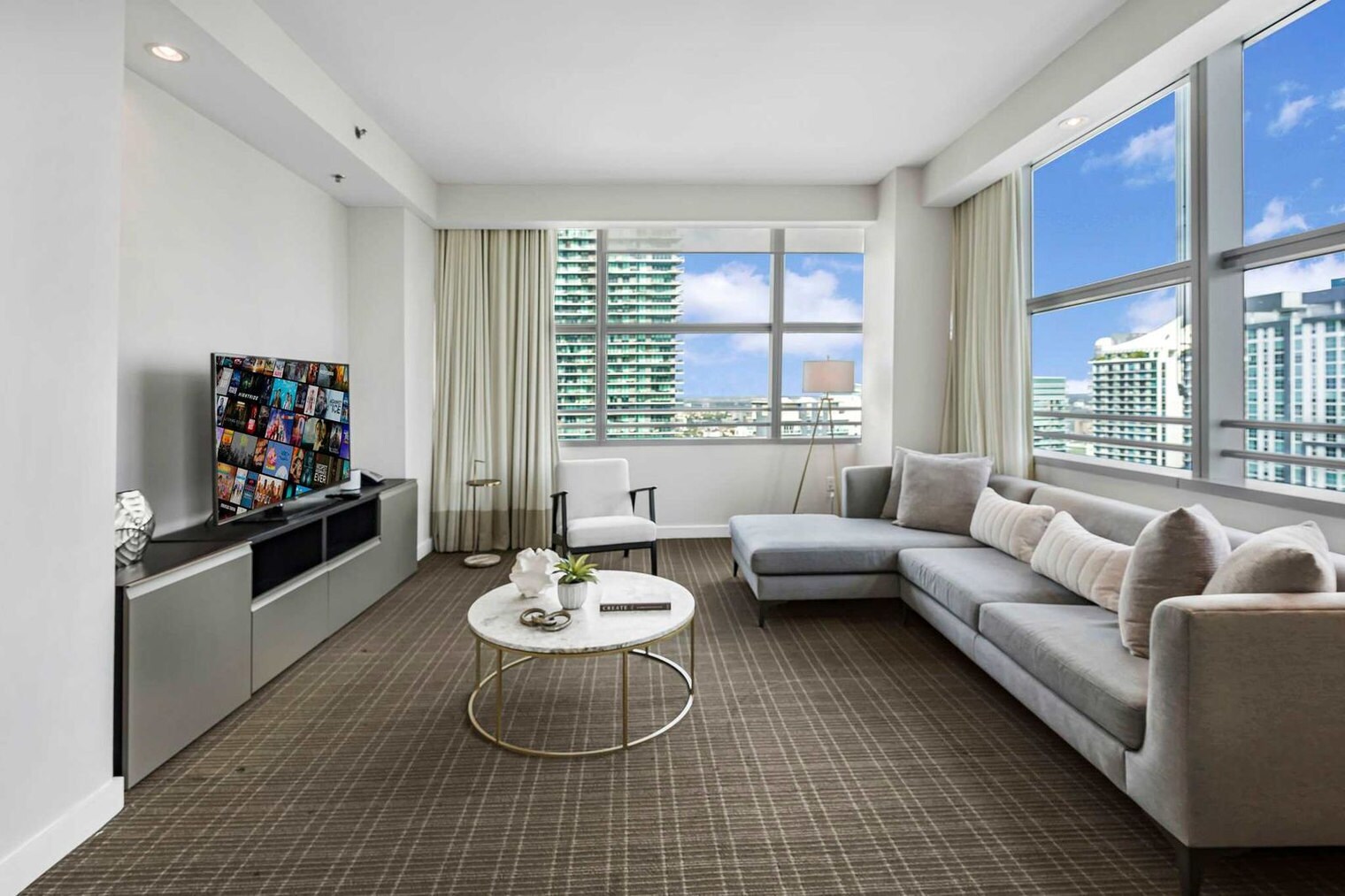 Building Photo - 1391 FL-5