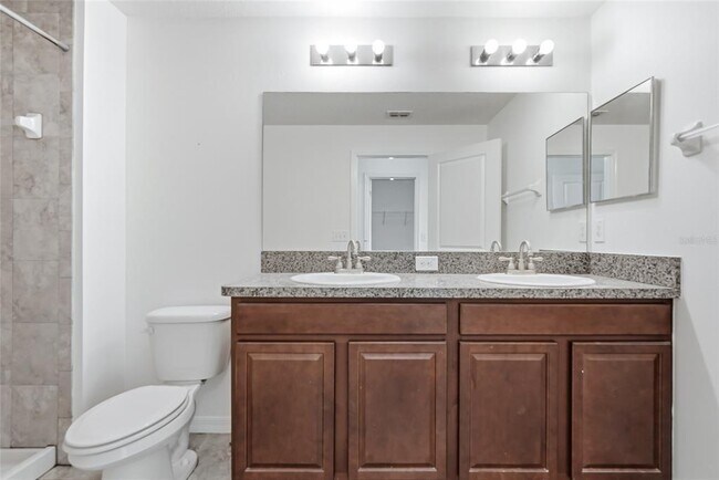 Building Photo - 12942 Utopia Gdns Wy