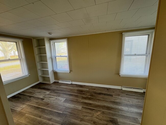 Building Photo - 3 Bedroom Rental in Hamilton School Distri...