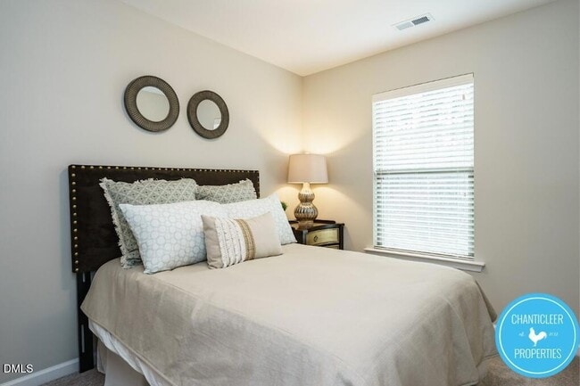 Building Photo - 1119 Midtowne Way