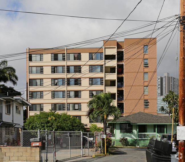 Harry & Weinberg Elderly Housing 1605 Philip St Honolulu HI