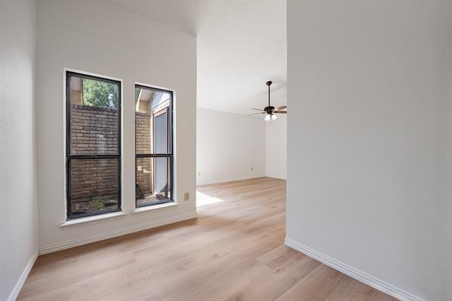 Building Photo - 3217 Laurel Oaks Ct