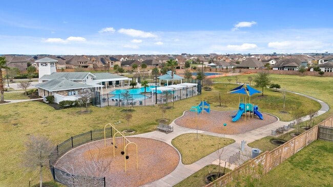 Building Photo - 2133 Windy Grove Dr