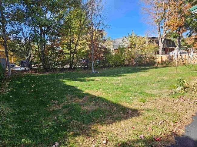 Building Photo - 16 McKenzie Dr