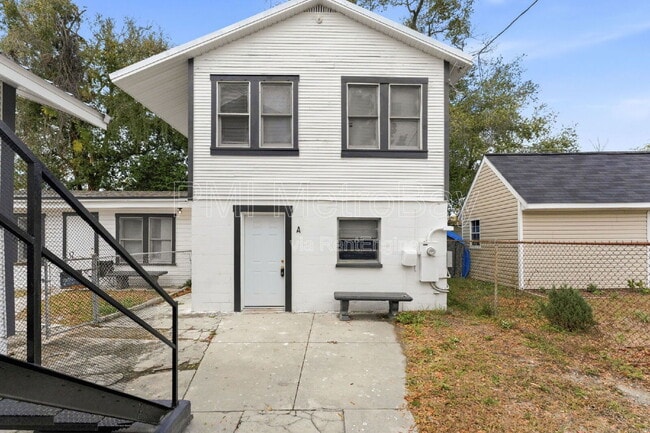 Building Photo - 2914 N 10th St