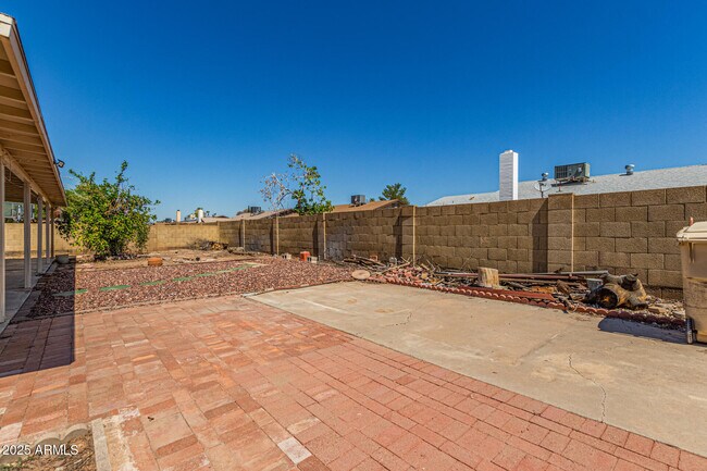 Building Photo - 5322 W Orchid Ln
