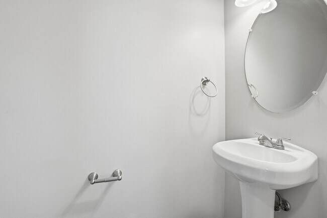 Building Photo - 2647 Pecos Cir