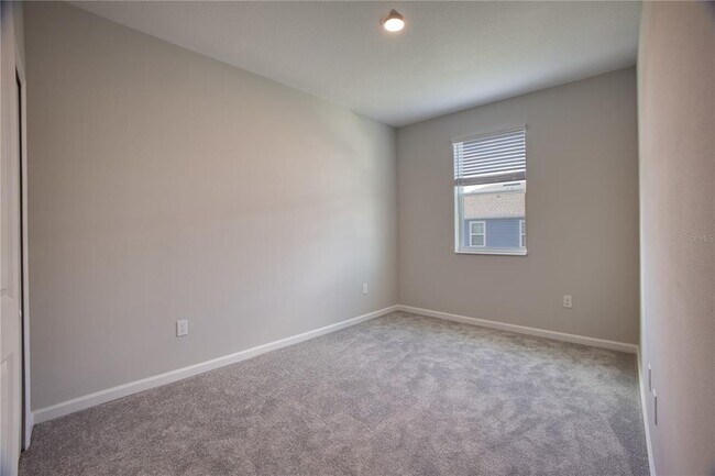 Building Photo - 14824 Outfitter St